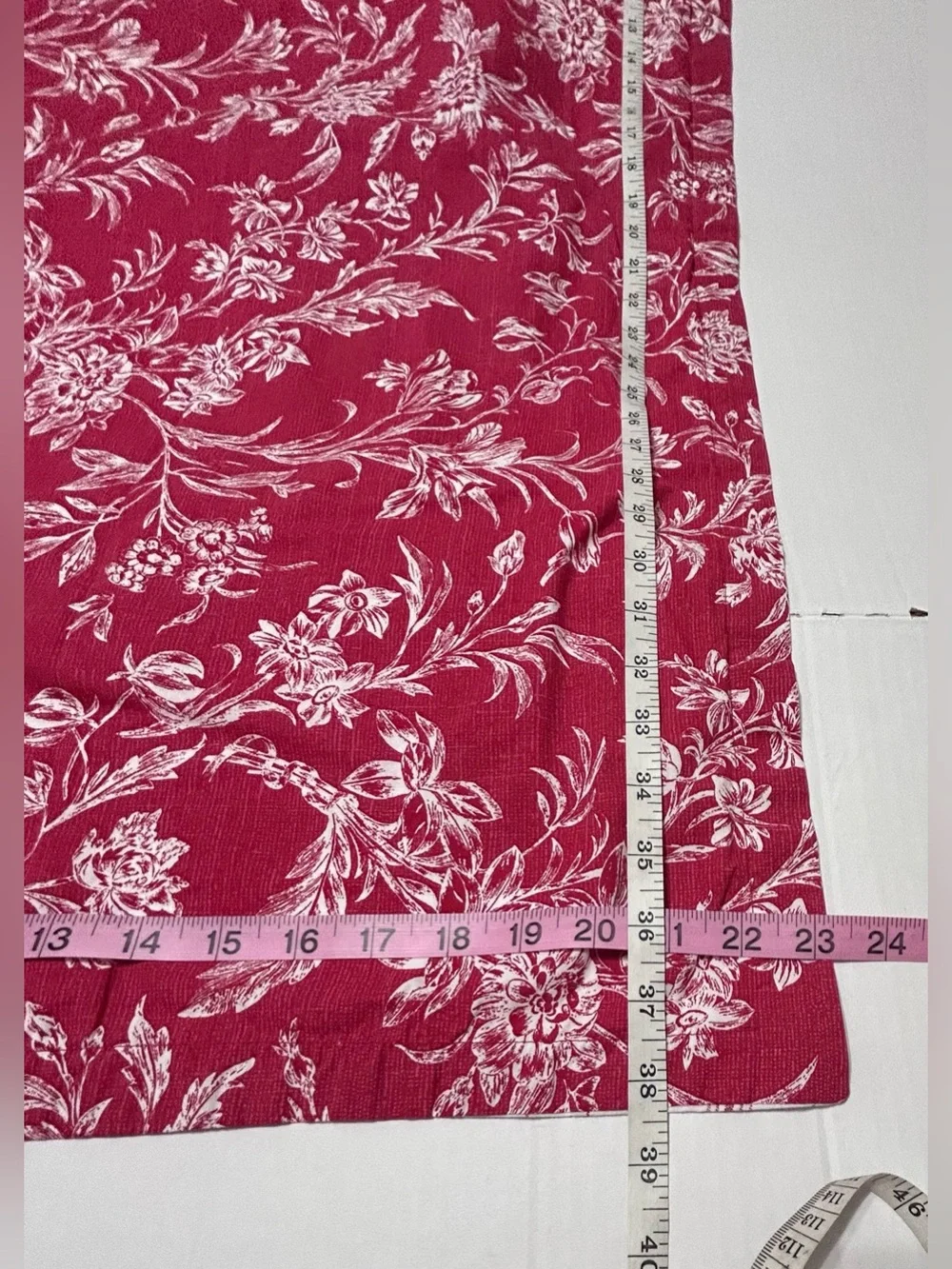 Laura Ashley Floral Toile/ Plaid Red Pillow One Sham King.